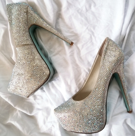 betsey johnson rhinestone pumps
